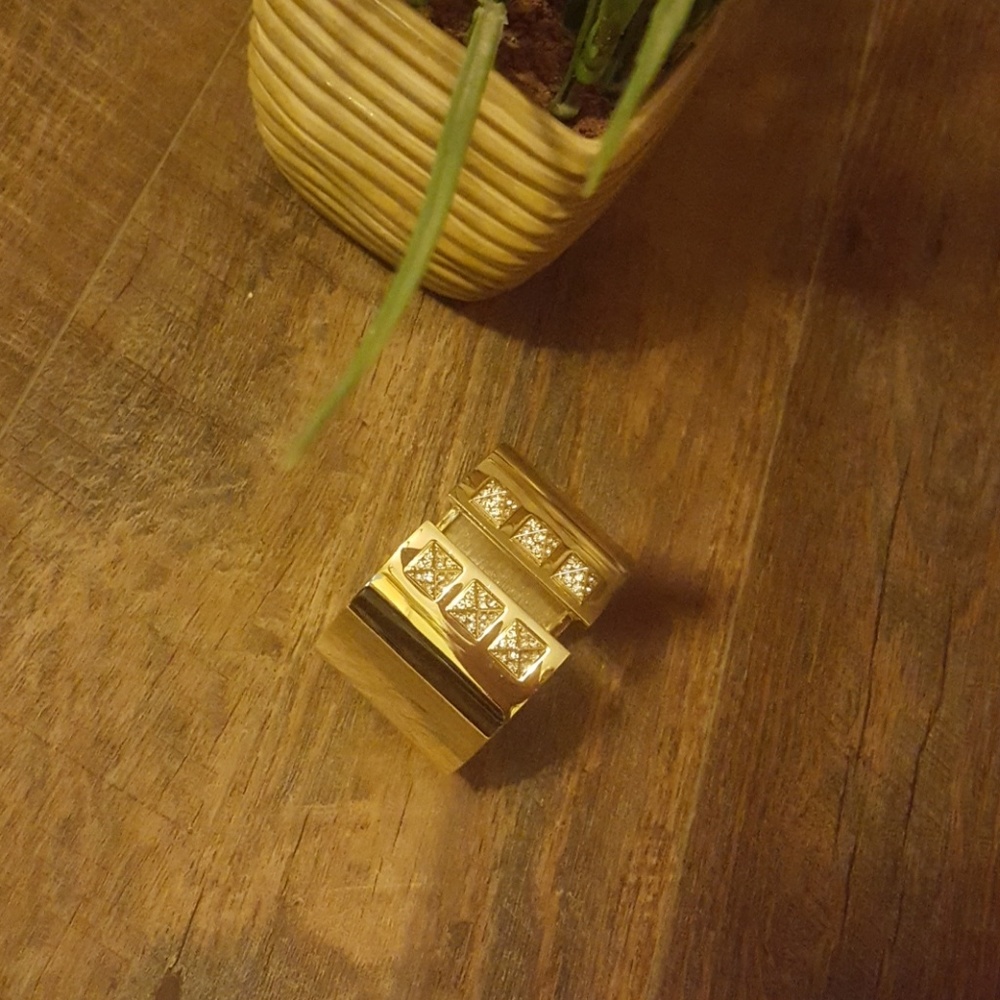 Victoria Secret cuff/bracelet